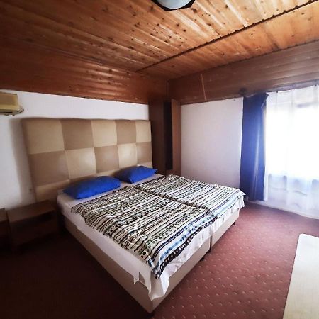 Central Room Balatonszarszo Εξωτερικό φωτογραφία