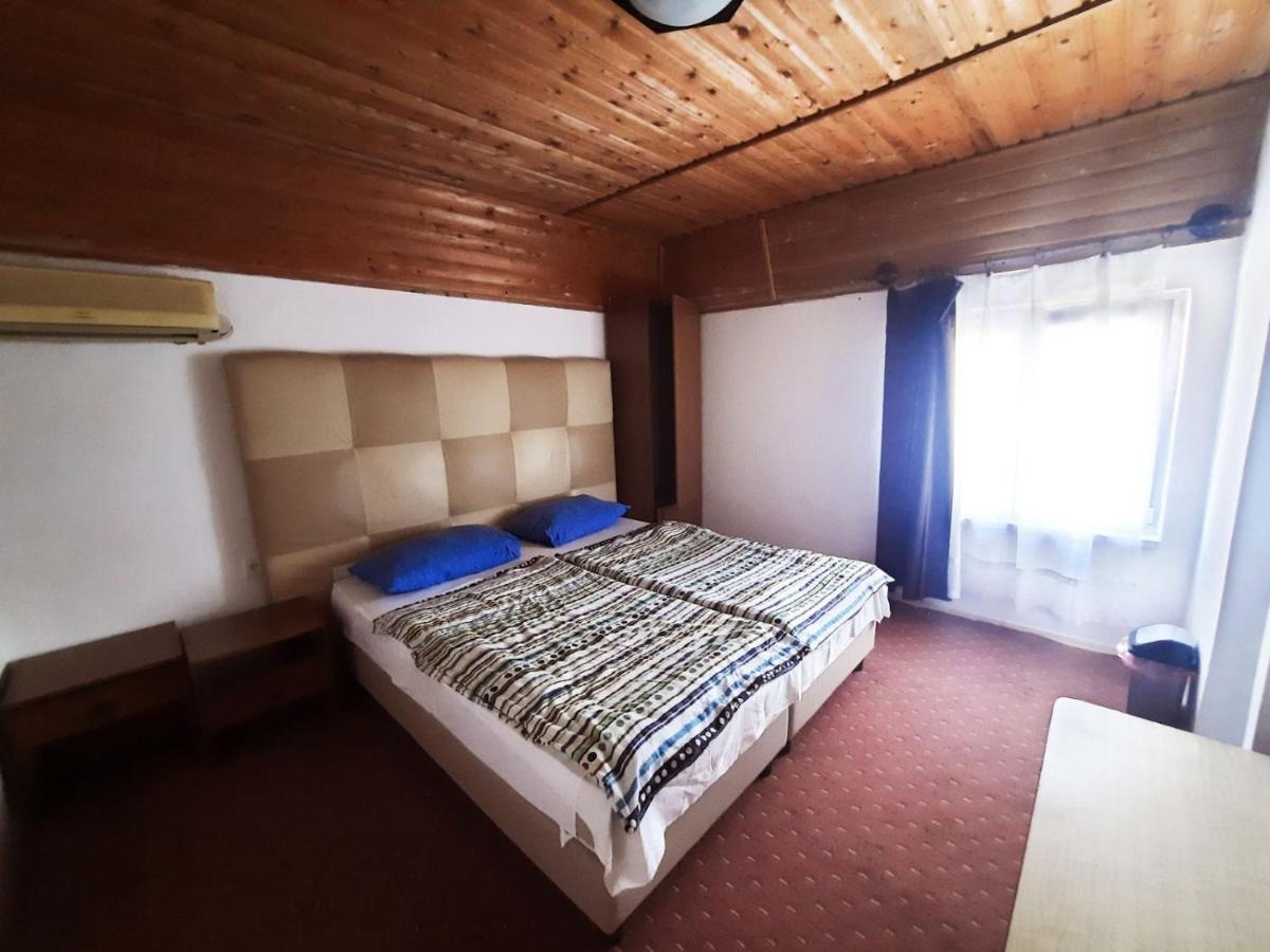 Central Room Balatonszarszo Εξωτερικό φωτογραφία